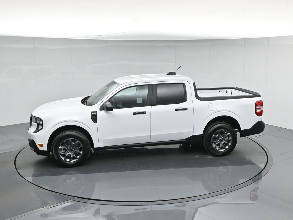 Certified 2025 Ford Maverick XLT w/ 4K Tow Package AWD/4WD image 44