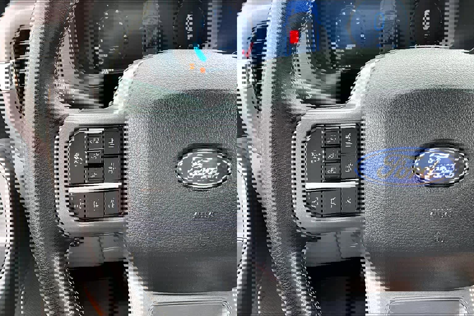 Certified 2025 Ford F150 XLT w/ Equipment Group 303A High image 22