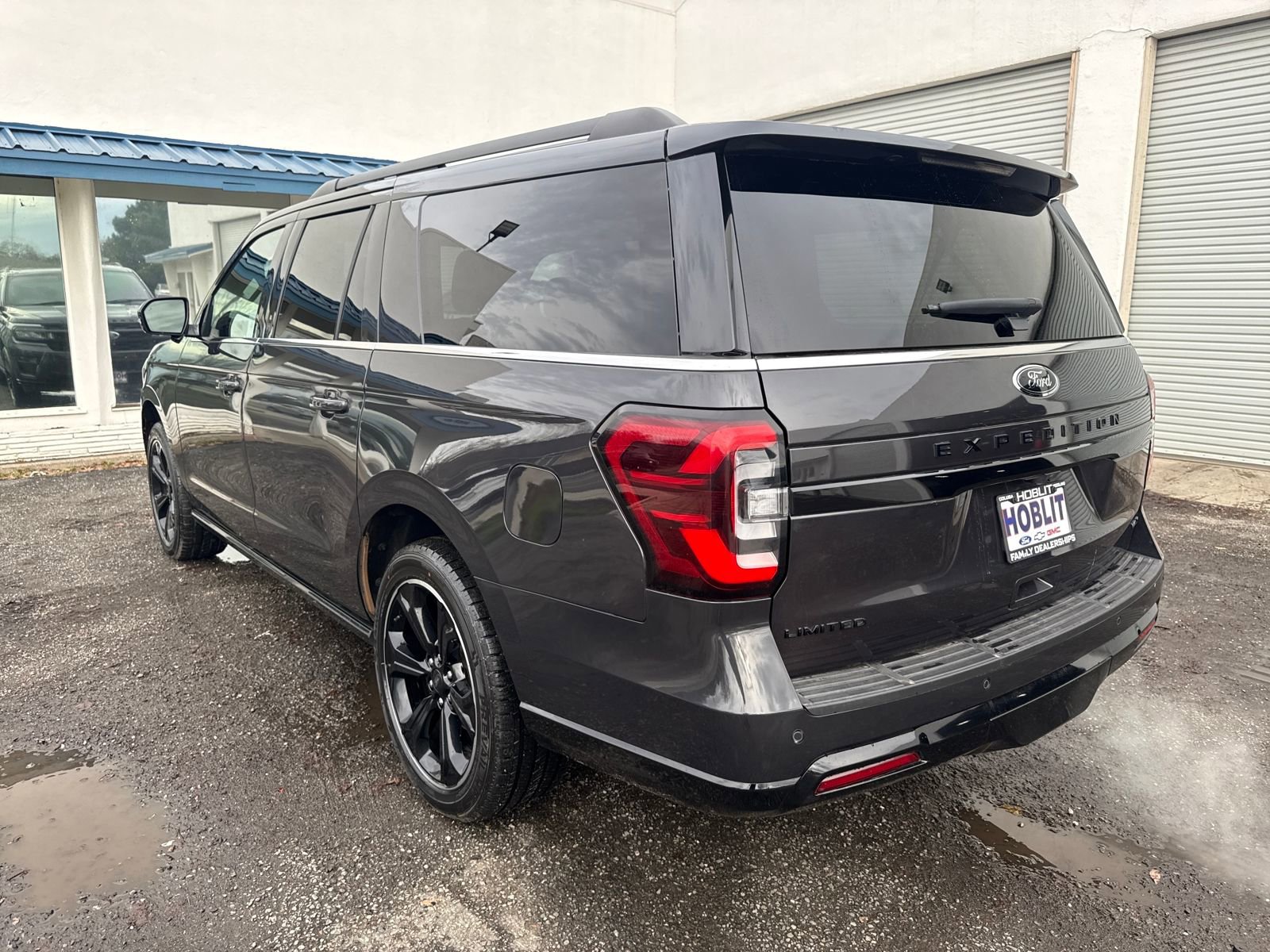 Certified 2022 Ford Expedition Max Limited image 5