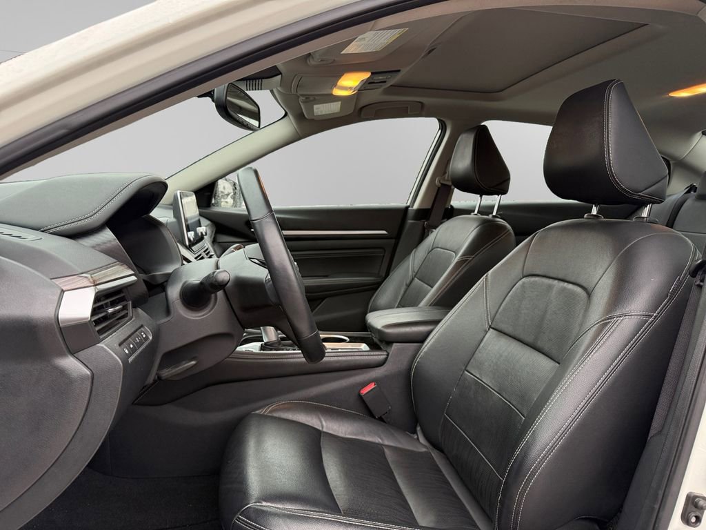 Used 2021 Nissan Altima 2.5 Platinum image 9