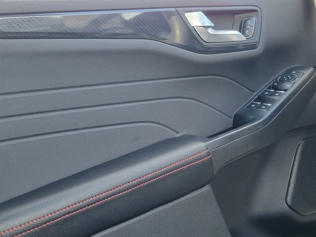 Certified 2023 Ford Escape ST-Line w/ Tech Pack #1 FWD image 37