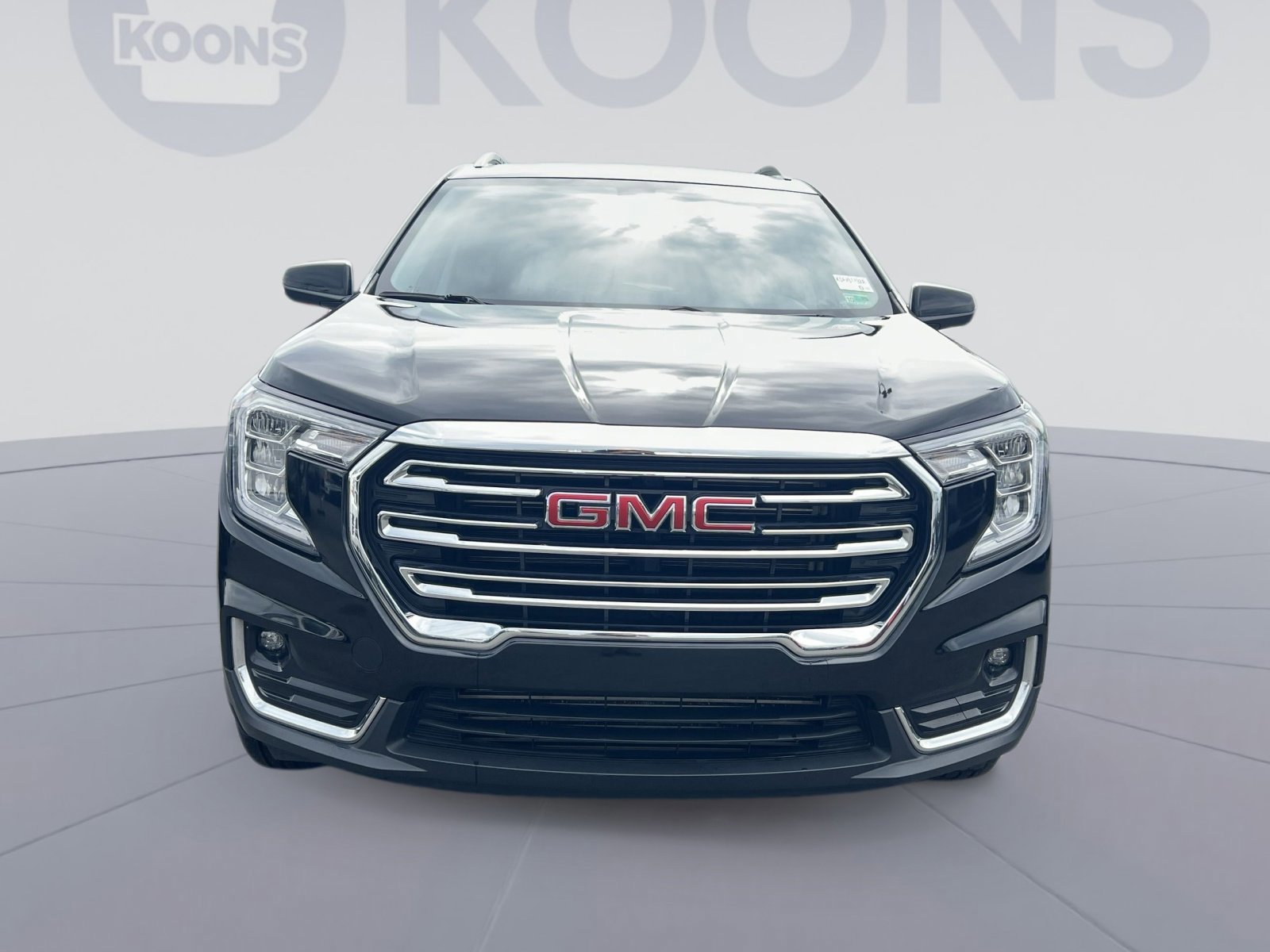 Used 2024 GMC Terrain SLT AWD/4WD image 16