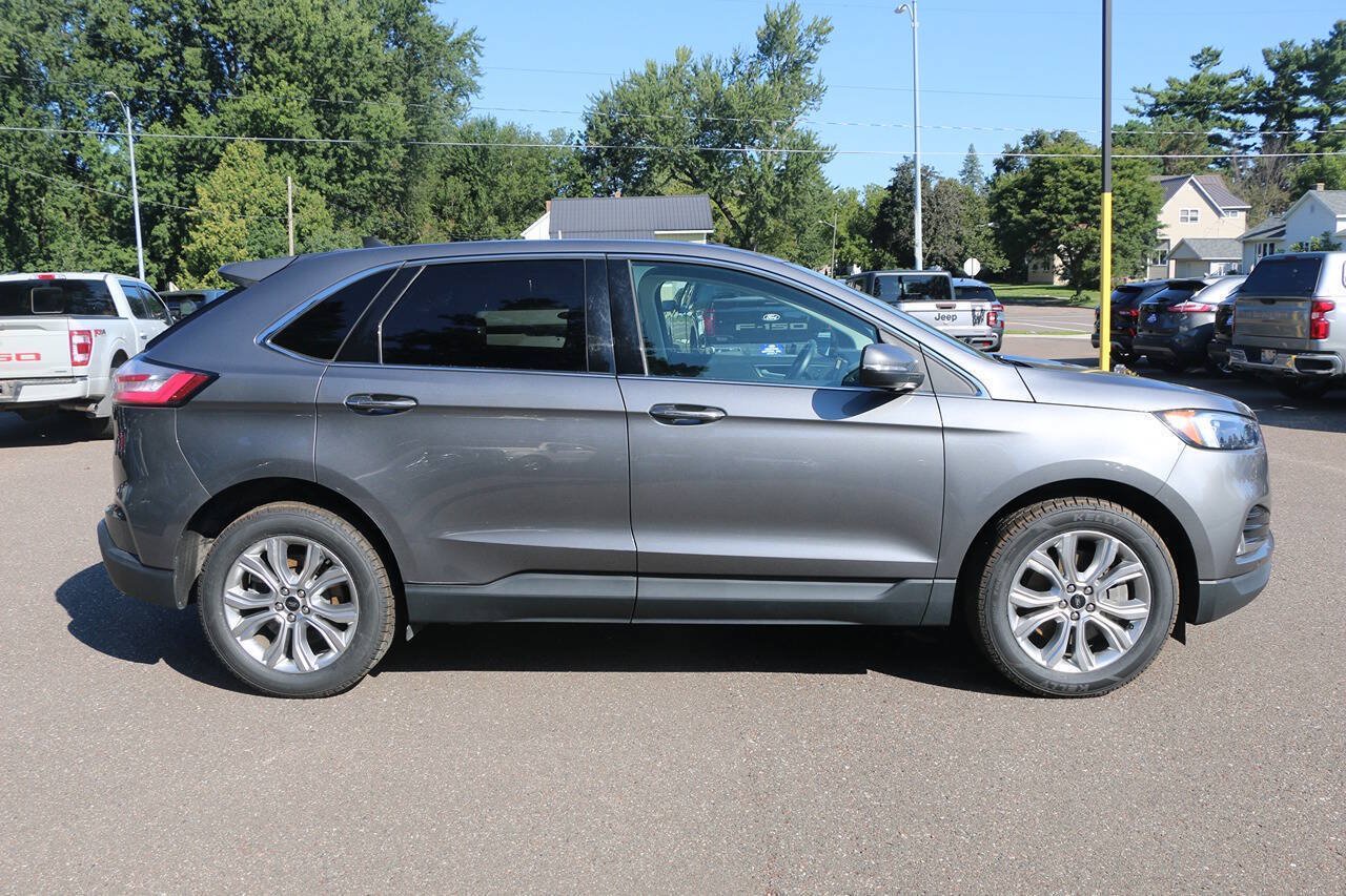 Certified 2024 Ford Edge Titanium AWD/4WD image 10