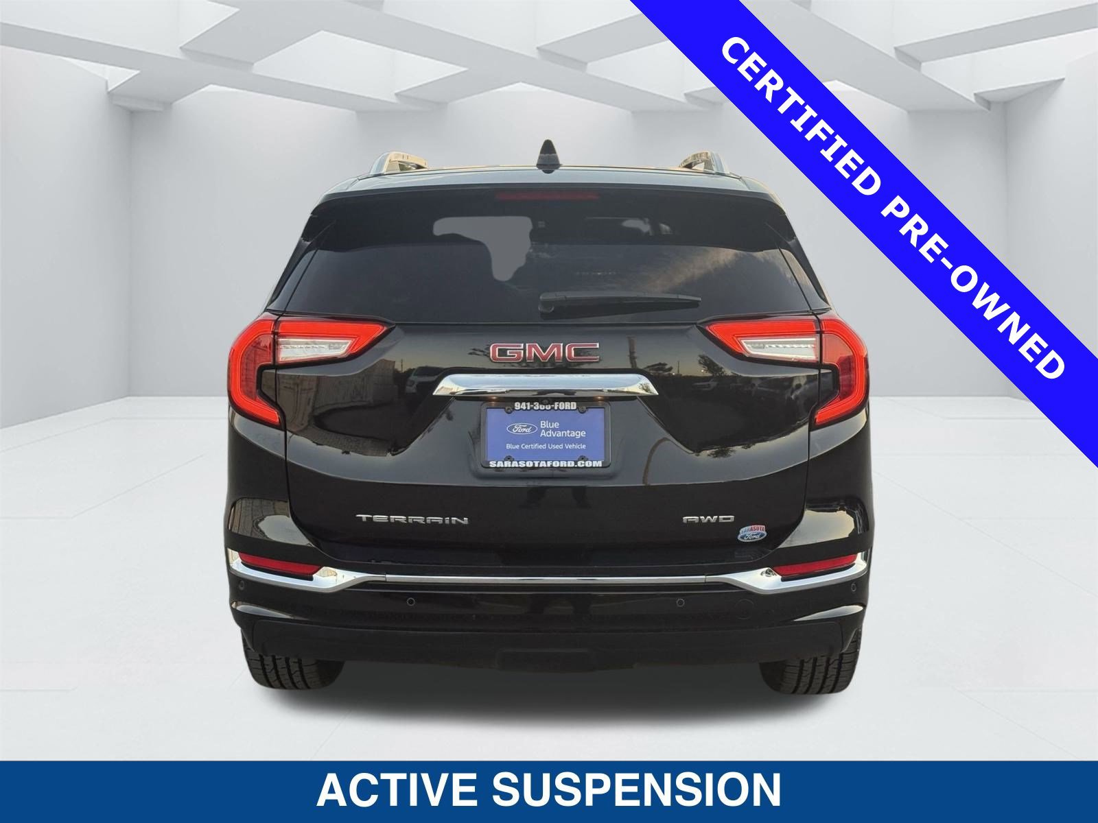 Used 2023 GMC Terrain Denali image 5