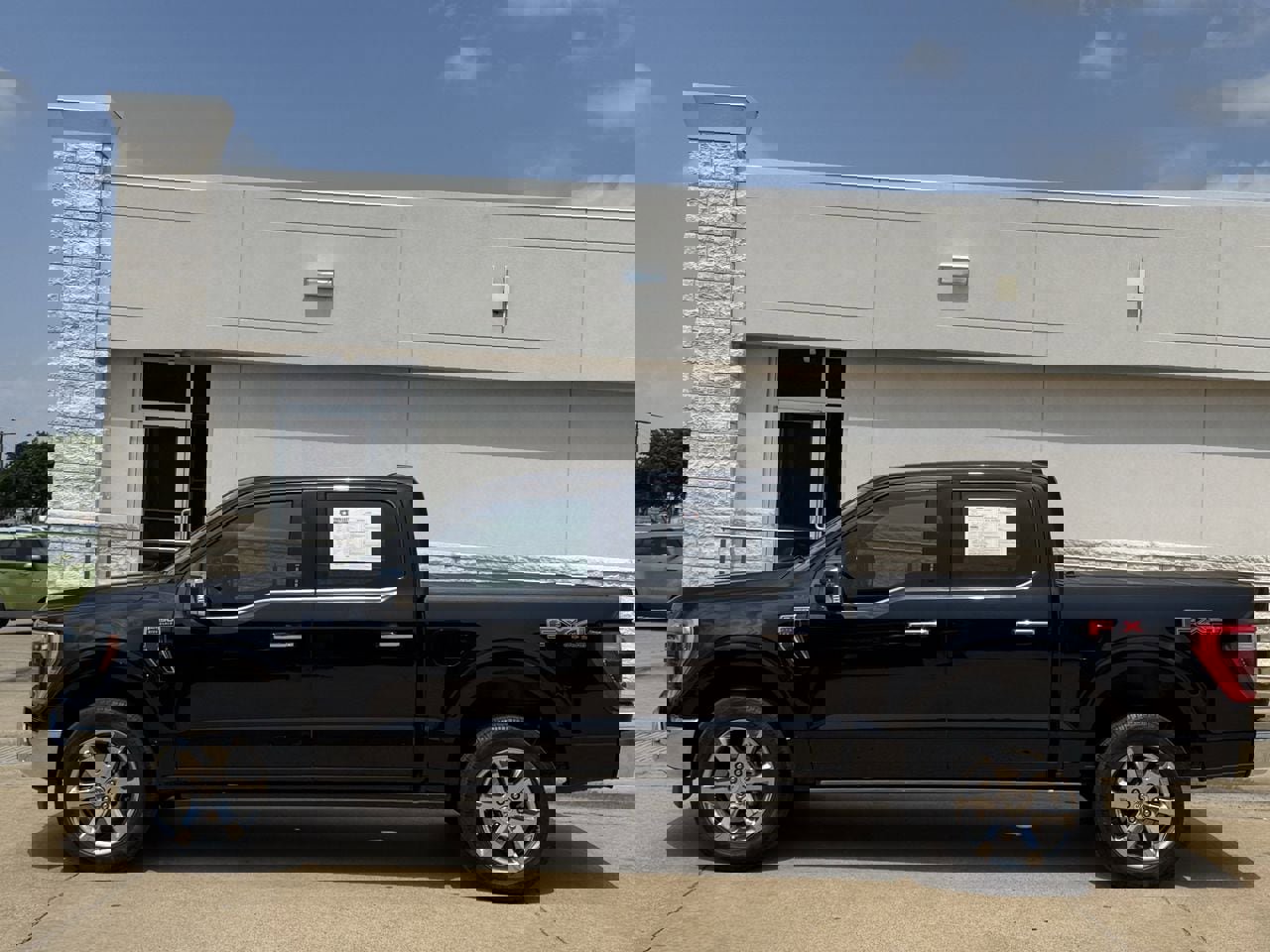 Certified 2022 Ford F150 King Ranch w/ Equipment Group 601A High image 3