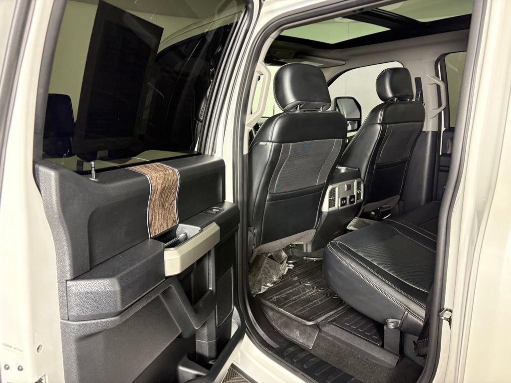 Certified 2019 Ford F250 Lariat w/ Lariat Ultimate Package AWD/4WD image 27