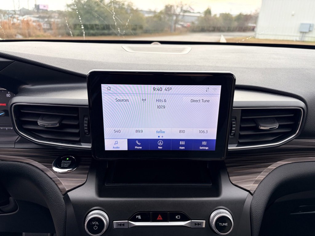 Certified 2020 Ford Explorer Limited w/ Class III Trailer Tow Package image 11