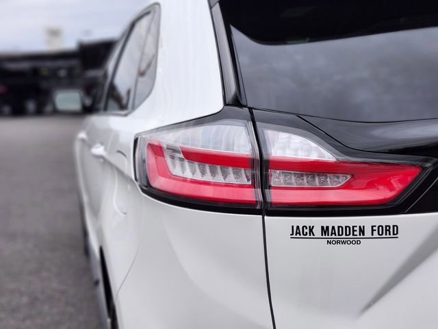 Certified 2022 Ford Edge ST-Line w/ Class II Trailer Tow Package image 9