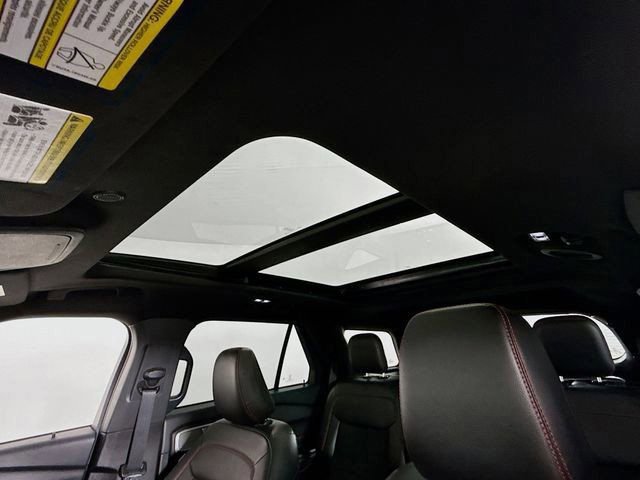 Certified 2023 Ford Explorer ST-Line w/ Class IV Trailer Tow Package image 23