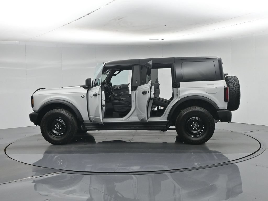 Certified 2026 Ford Bronco Outer Banks AWD/4WD image 35