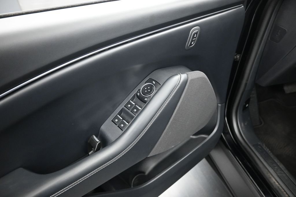 Certified 2024 Ford Mustang Mach-E Select RWD image 11
