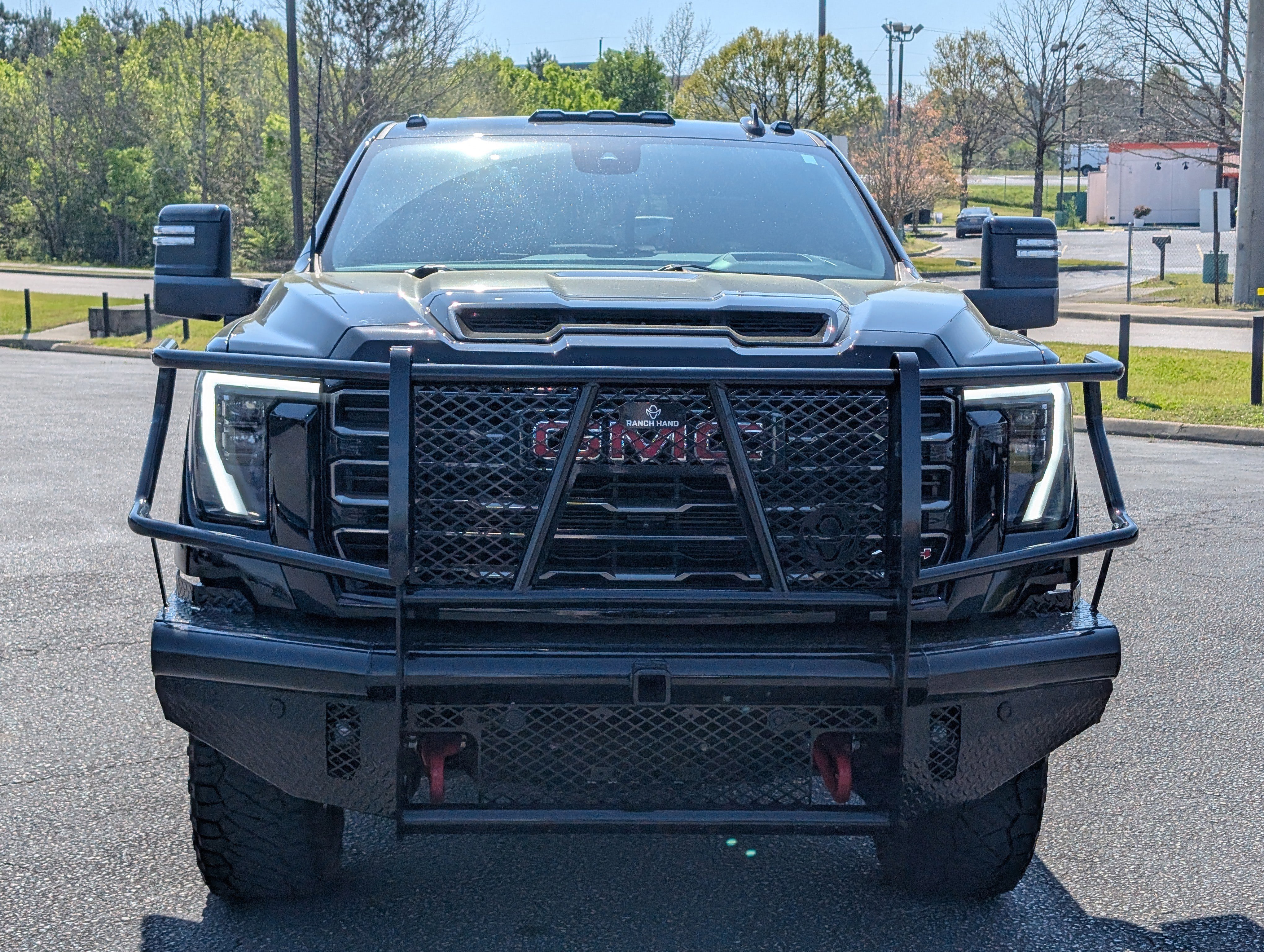 Used 2024 GMC Sierra 2500 AT4 w/ AT4 Premium Plus Package AWD/4WD image 9