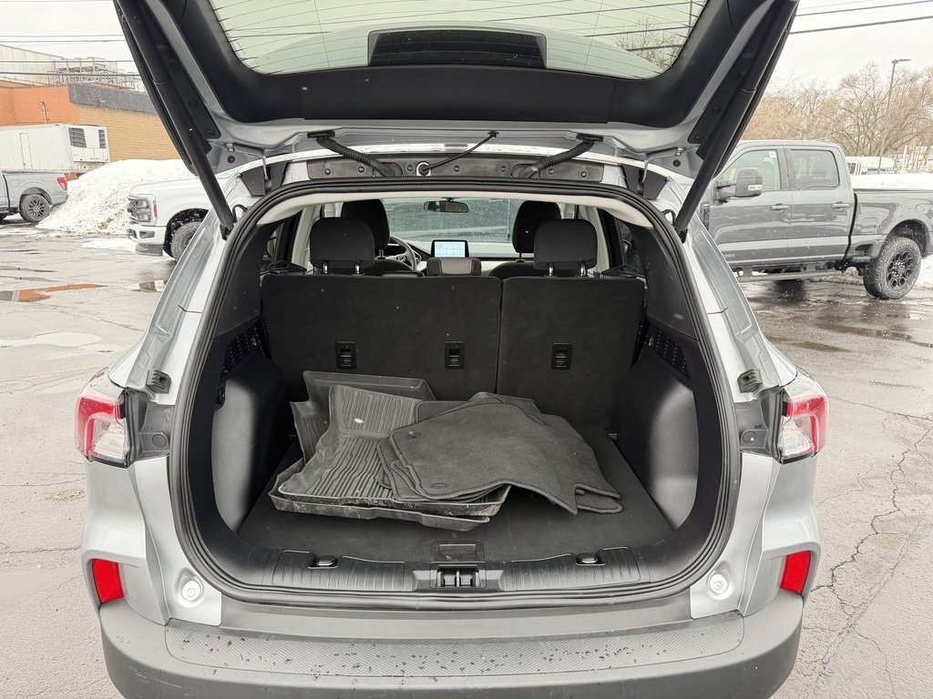Certified 2022 Ford Escape SE w/ Convenience Package image 10