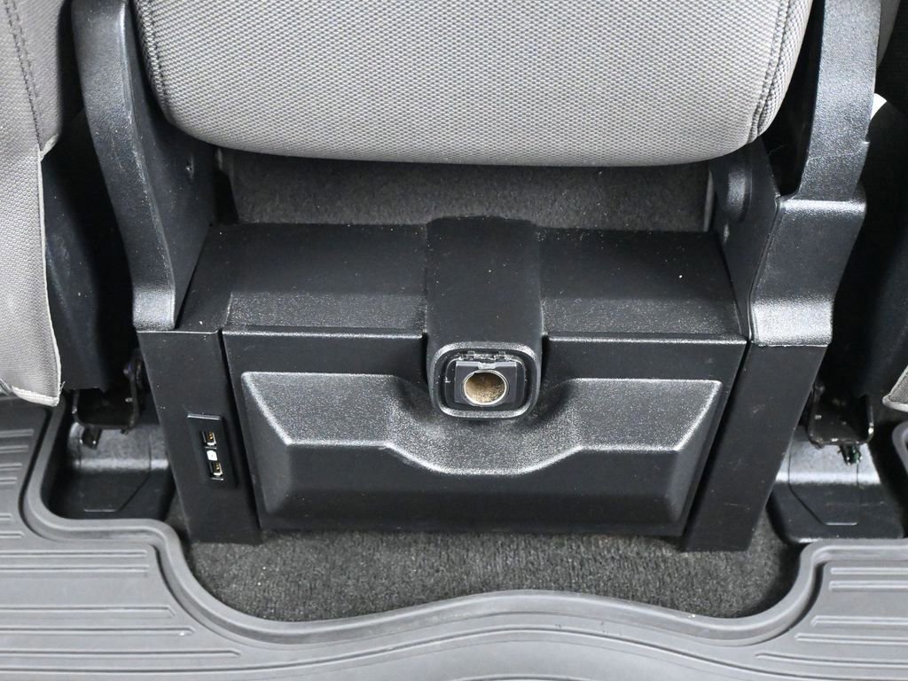 Certified 2019 Ford F150 XLT w/ Equipment Group 302A Luxury image 49