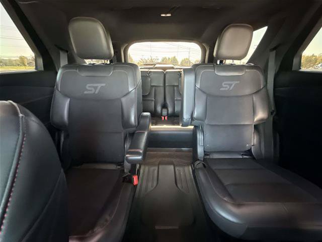 Certified 2025 Ford Explorer ST AWD/4WD image 18