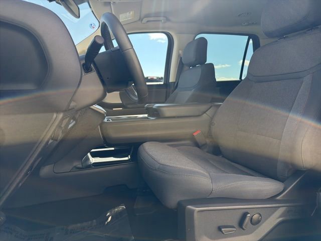 Certified 2025 Ford Expedition Max Active image 12