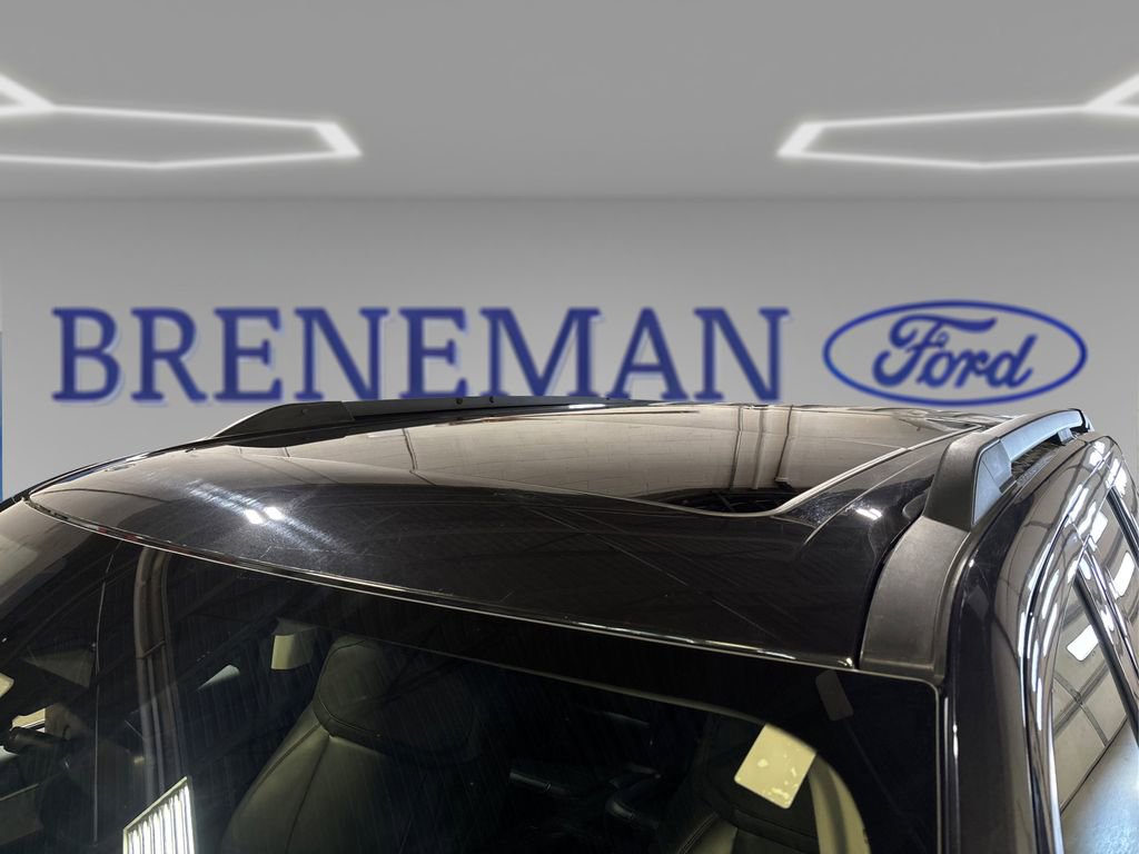 Certified 2025 Ford Expedition Active AWD/4WD image 12