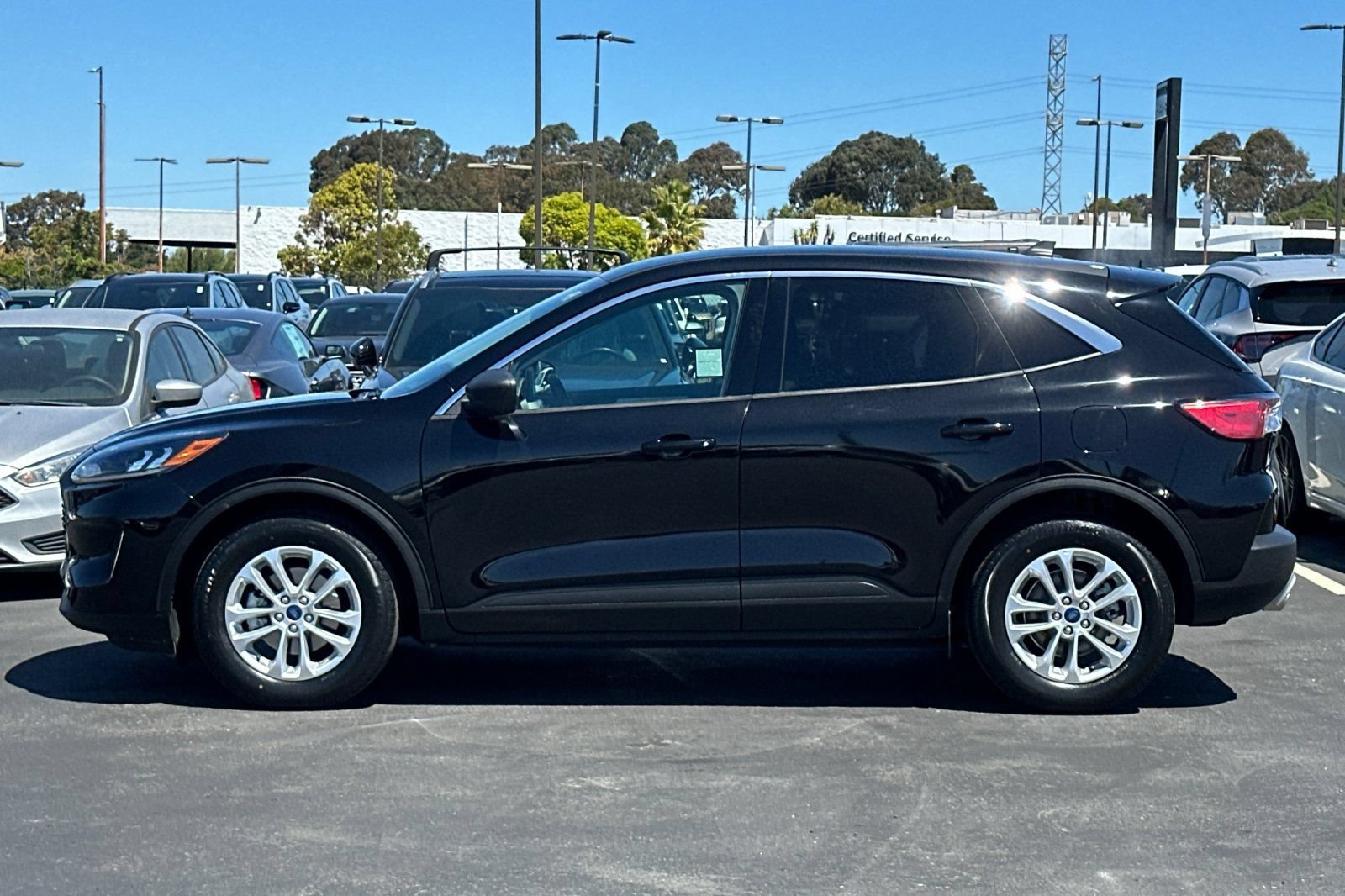 Certified 2022 Ford Escape SE w/ Convenience Package FWD image 10