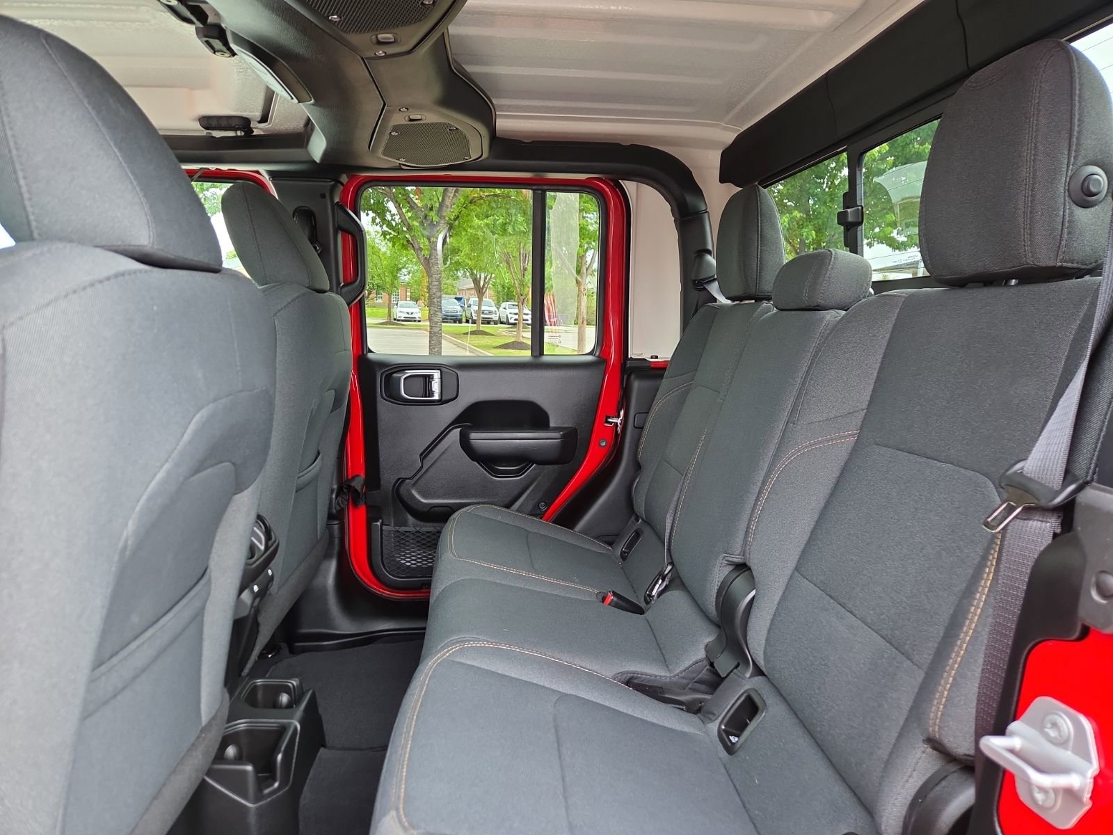 Used 2025 Jeep Gladiator Sport image 10