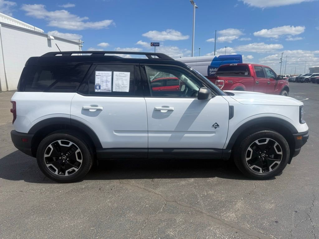 Certified 2022 Ford Bronco Sport Outer Banks w/ Tech Package AWD/4WD image 2