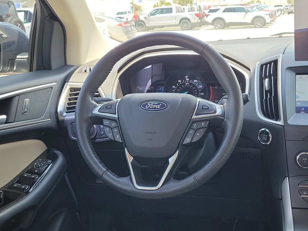 Certified 2019 Ford Edge SEL w/ Equipment Group 201A image 17