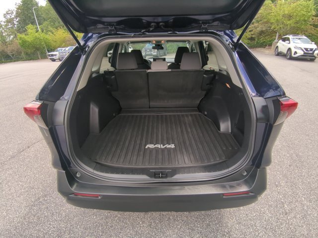 Used 2021 Toyota RAV4 XLE FWD image 23