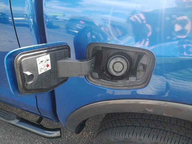 Certified 2019 Ford Ranger Lariat w/ Equipment Group 501A Mid image 12