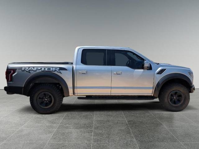 Certified 2018 Ford F150 Raptor w/ Equipment Group 802A Luxury image 6
