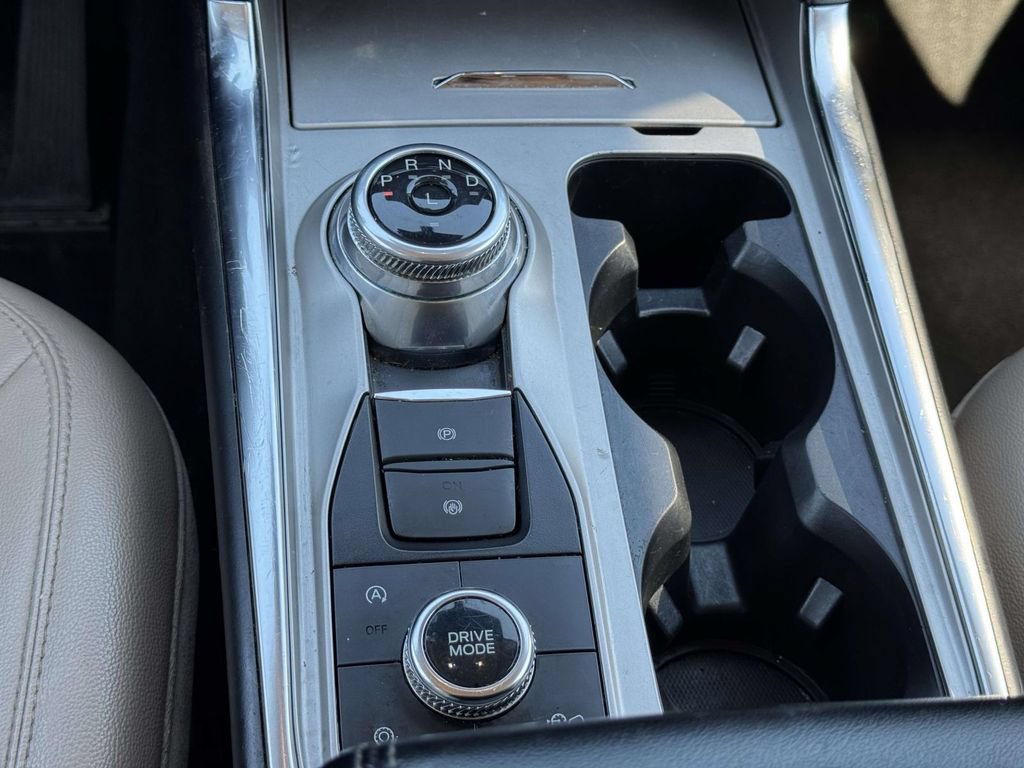 Certified 2022 Ford Explorer Limited AWD/4WD image 6