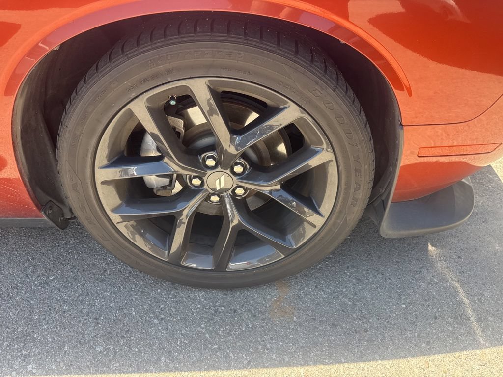 Used 2022 Dodge Challenger GT w/ Blacktop Package RWD image 4