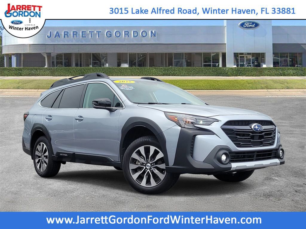 Used 2025 Subaru Outback Limited image 4