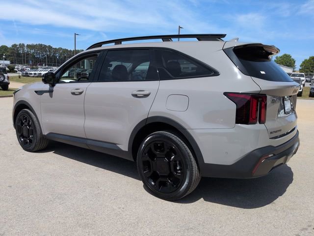 Used 2025 Kia Sorento SX AWD/4WD image 7