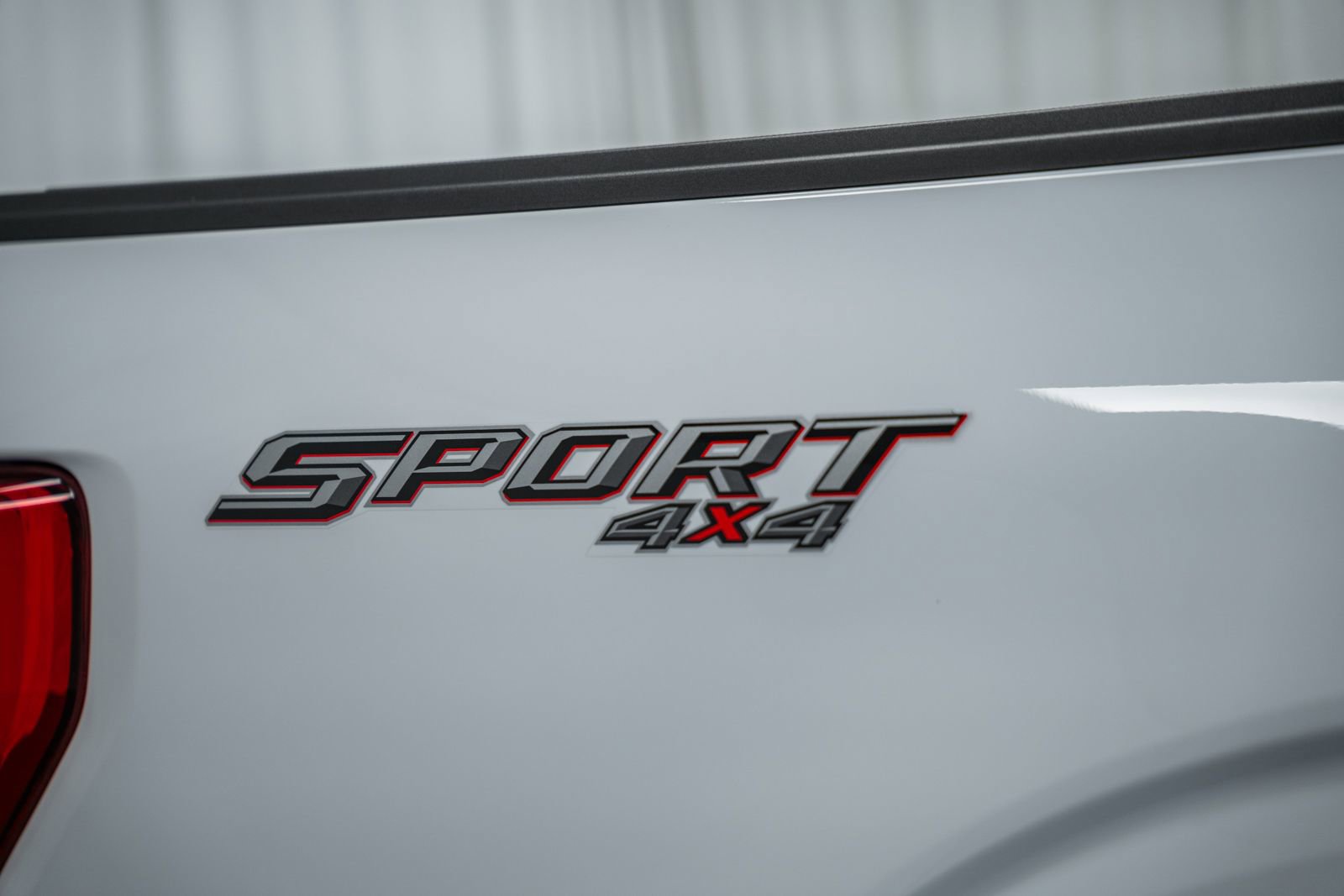 Certified 2023 Ford F150 Lariat w/ Equipment Group 502A High image 26