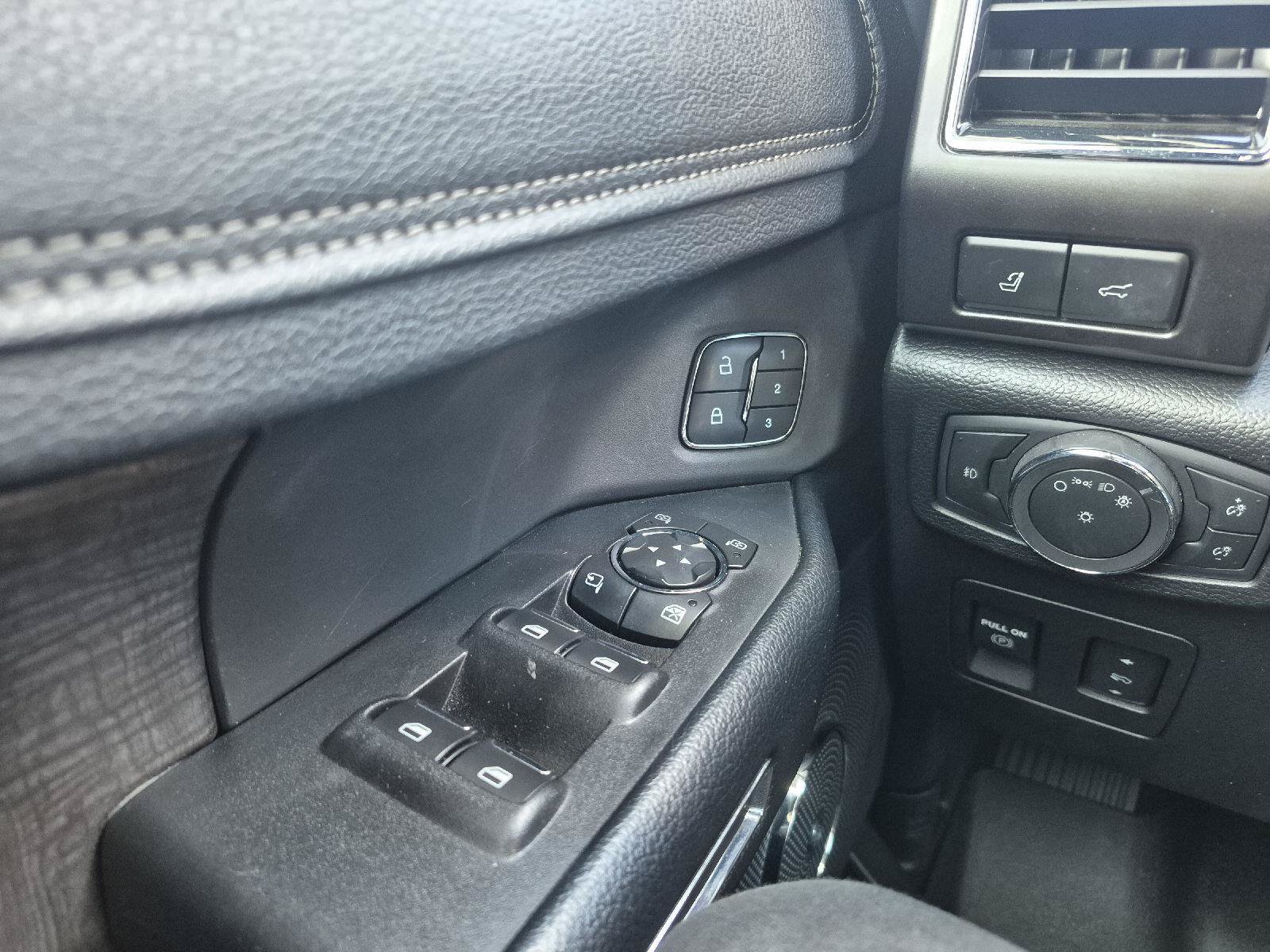 Certified 2019 Ford Expedition Limited w/ Equipment Group 302A RWD image 8