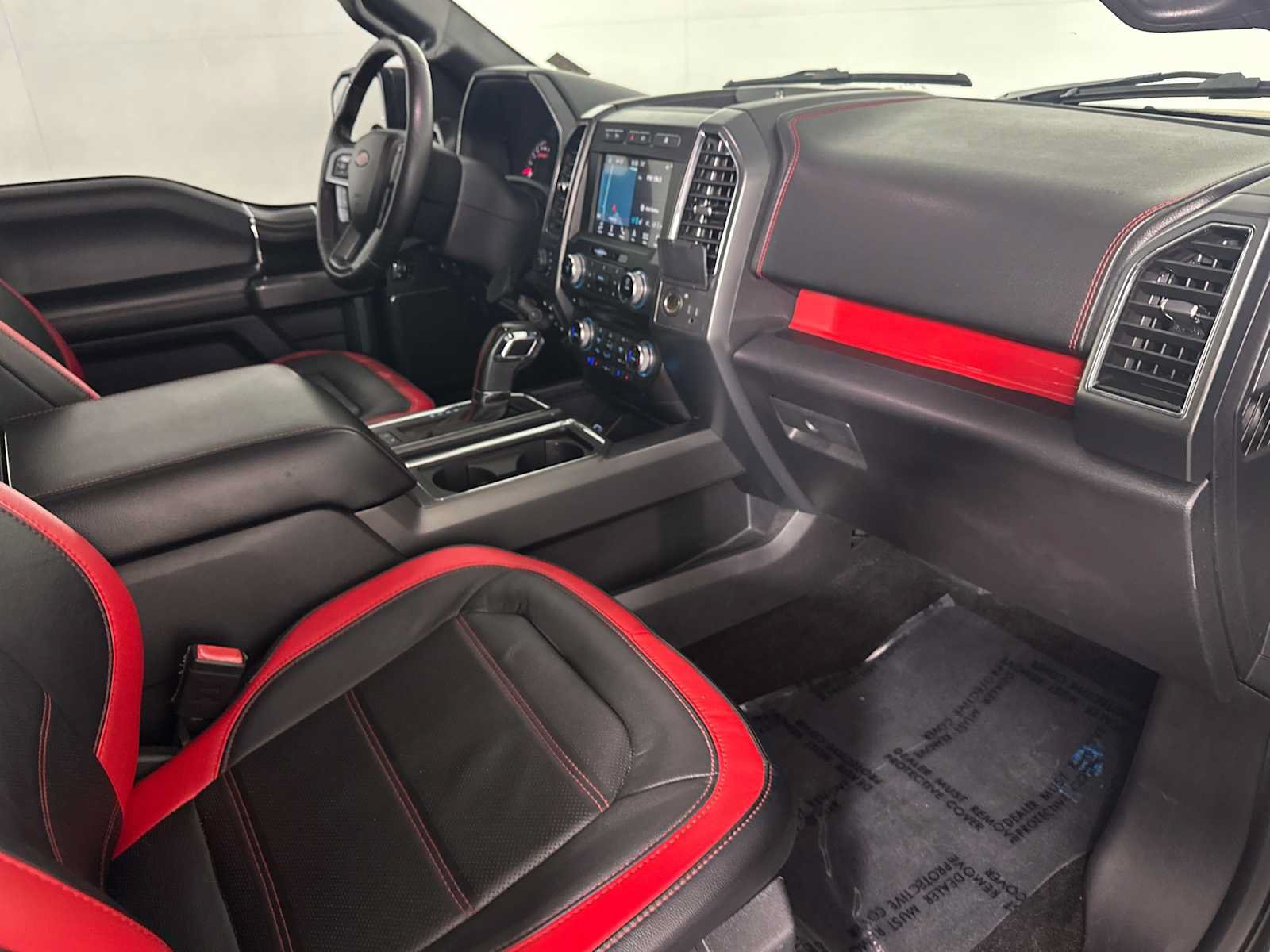 Certified 2018 Ford F150 Lariat w/ Equipment Group 502A Luxury AWD/4WD image 18