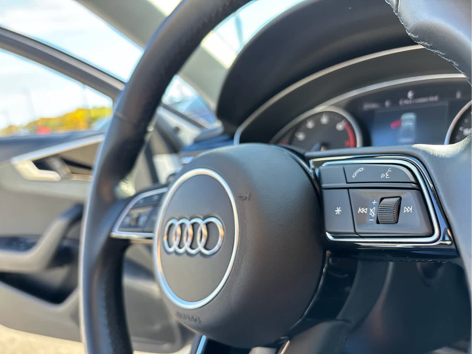 Used 2021 Audi A4 2.0T Premium image 17