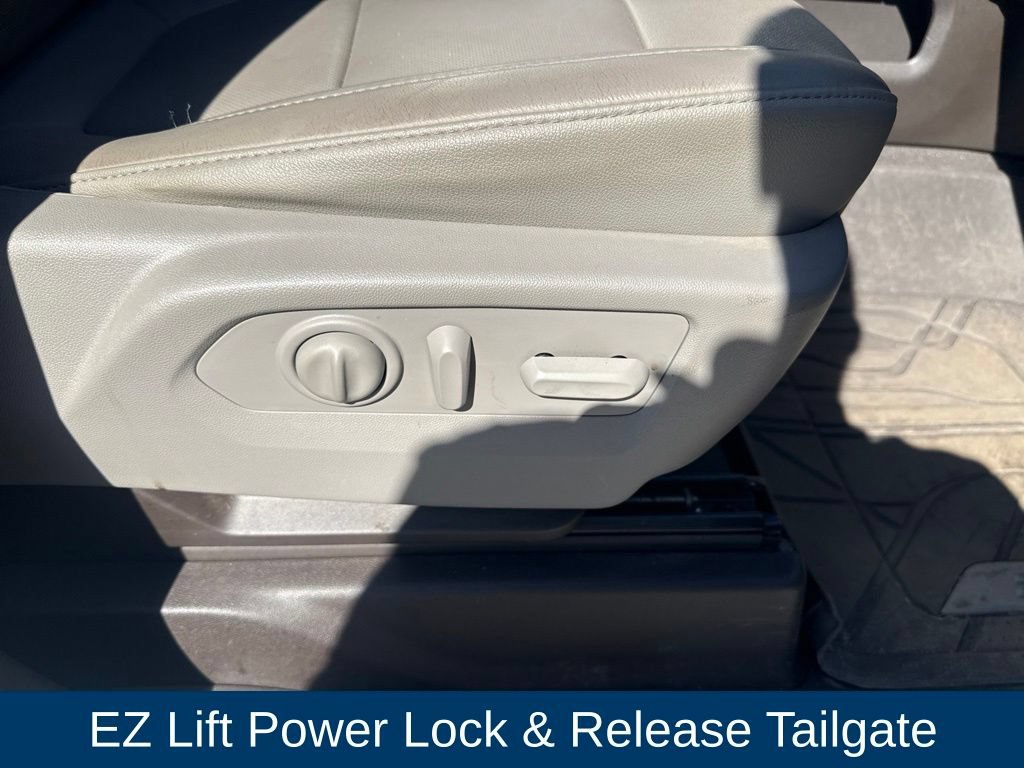 Used 2019 Chevrolet Silverado 1500 LTZ AWD/4WD image 33