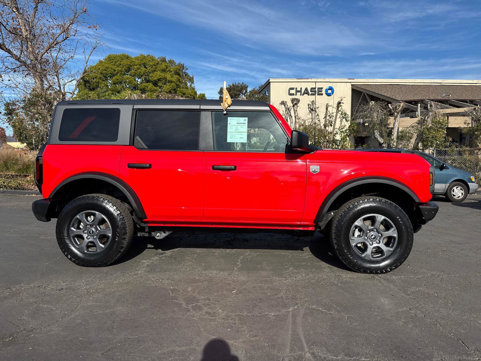 Certified 2022 Ford Bronco Big Bend image 3