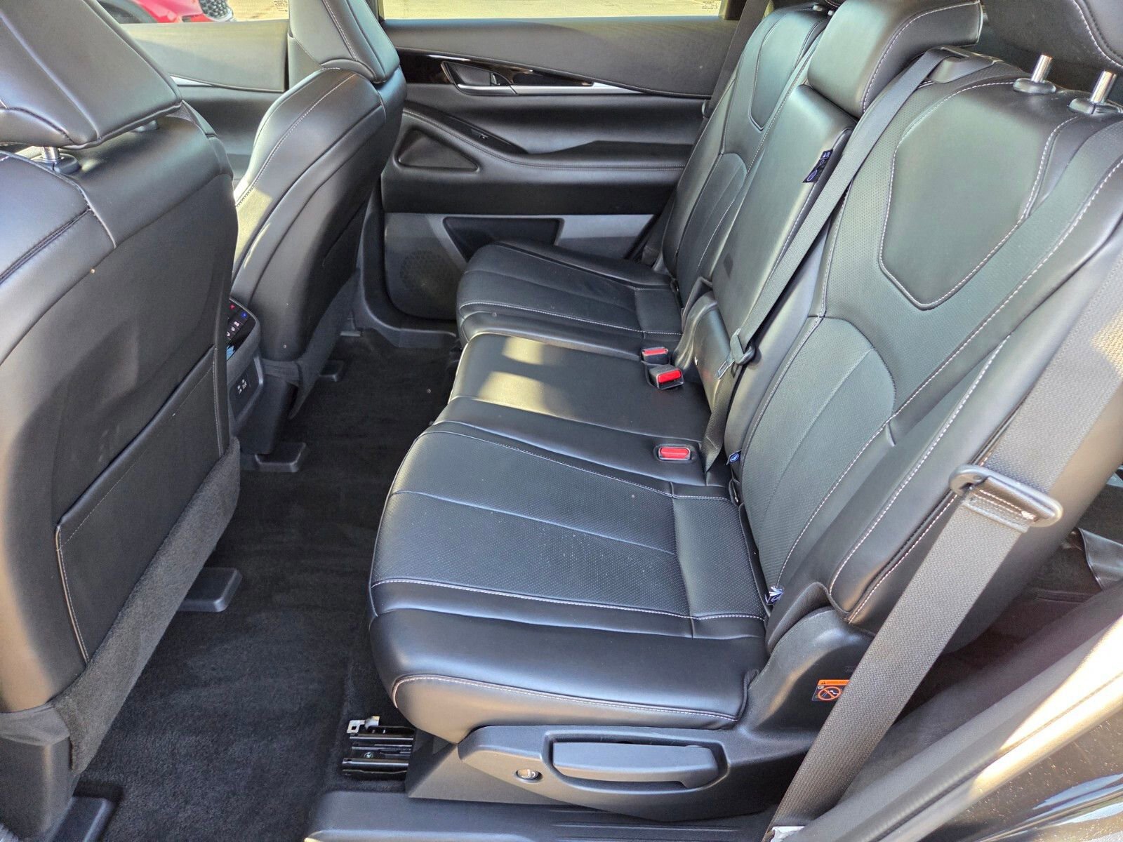 Used 2025 INFINITI QX60 Pure FWD image 12