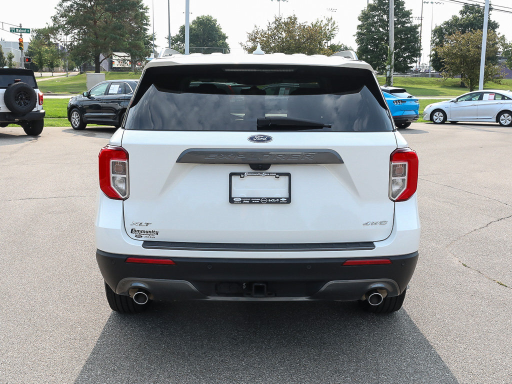 Certified 2024 Ford Explorer XLT w/ Equipment Group 202A AWD/4WD image 5