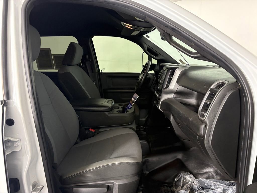 Used 2022 RAM 3500 Tradesman w/ Chrome Appearance Group image 33