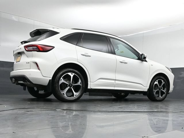 Certified 2023 Ford Escape ST-Line Elite w/ Class II Trailer Tow Package AWD/4WD image 44