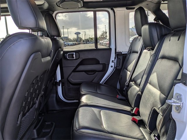 Used 2022 Jeep Wrangler Unlimited Rubicon w/ Trailer Tow Package image 14