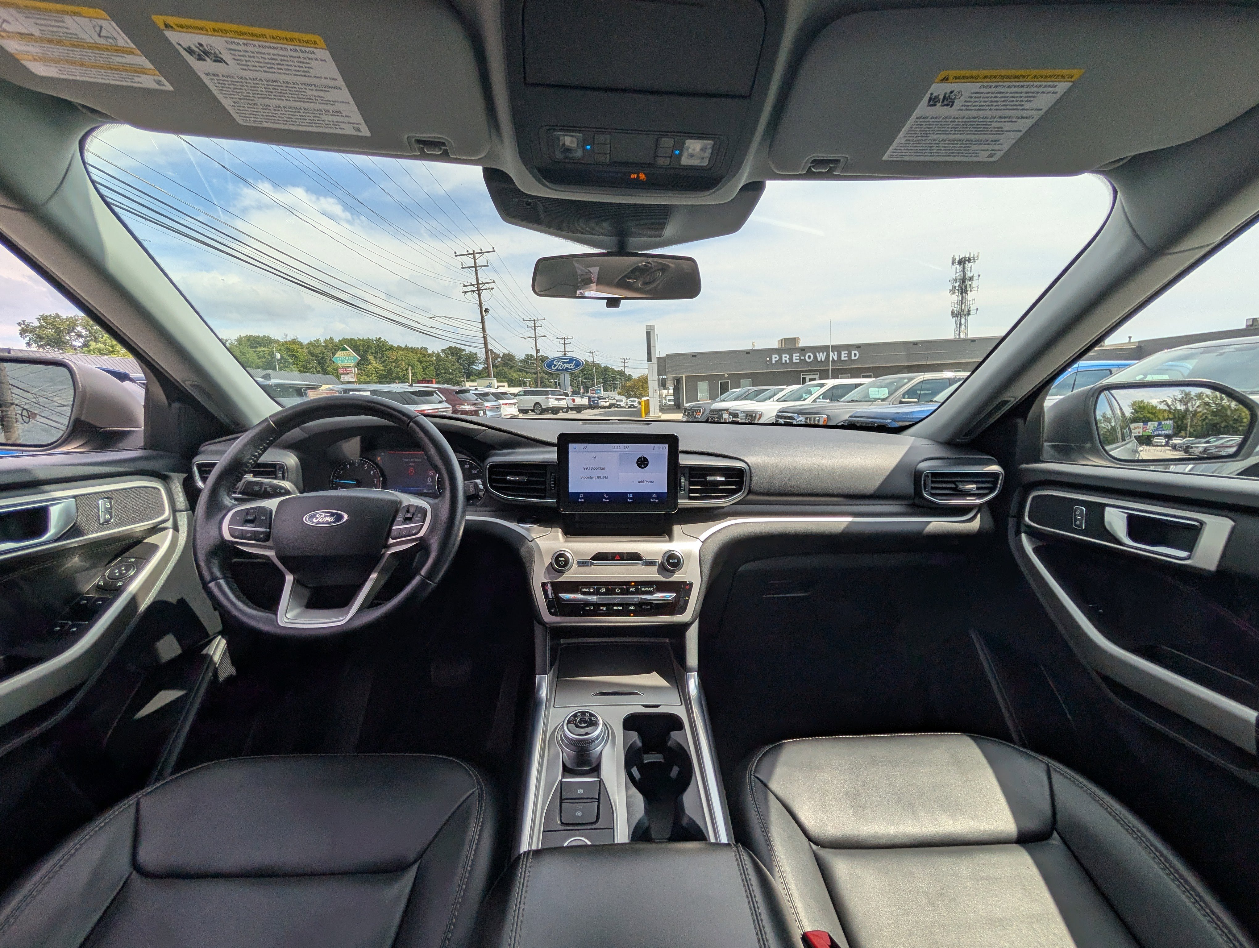 Certified 2022 Ford Explorer XLT w/ Equipment Group 202A image 22