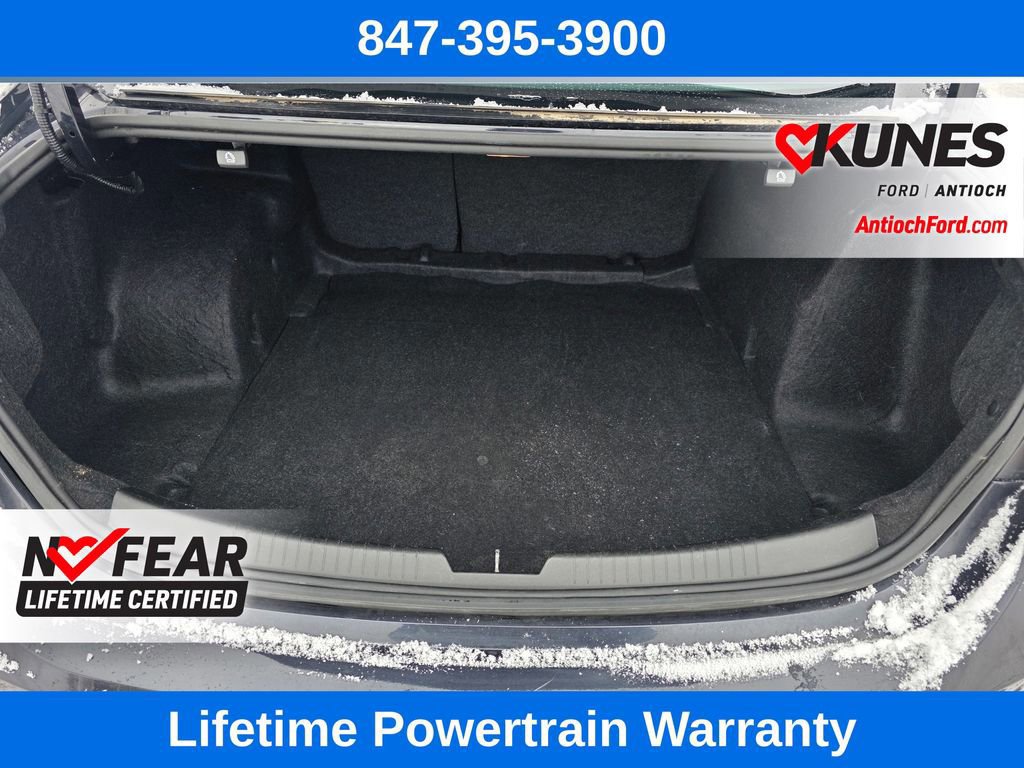 Used 2023 Chevrolet Malibu LT image 14