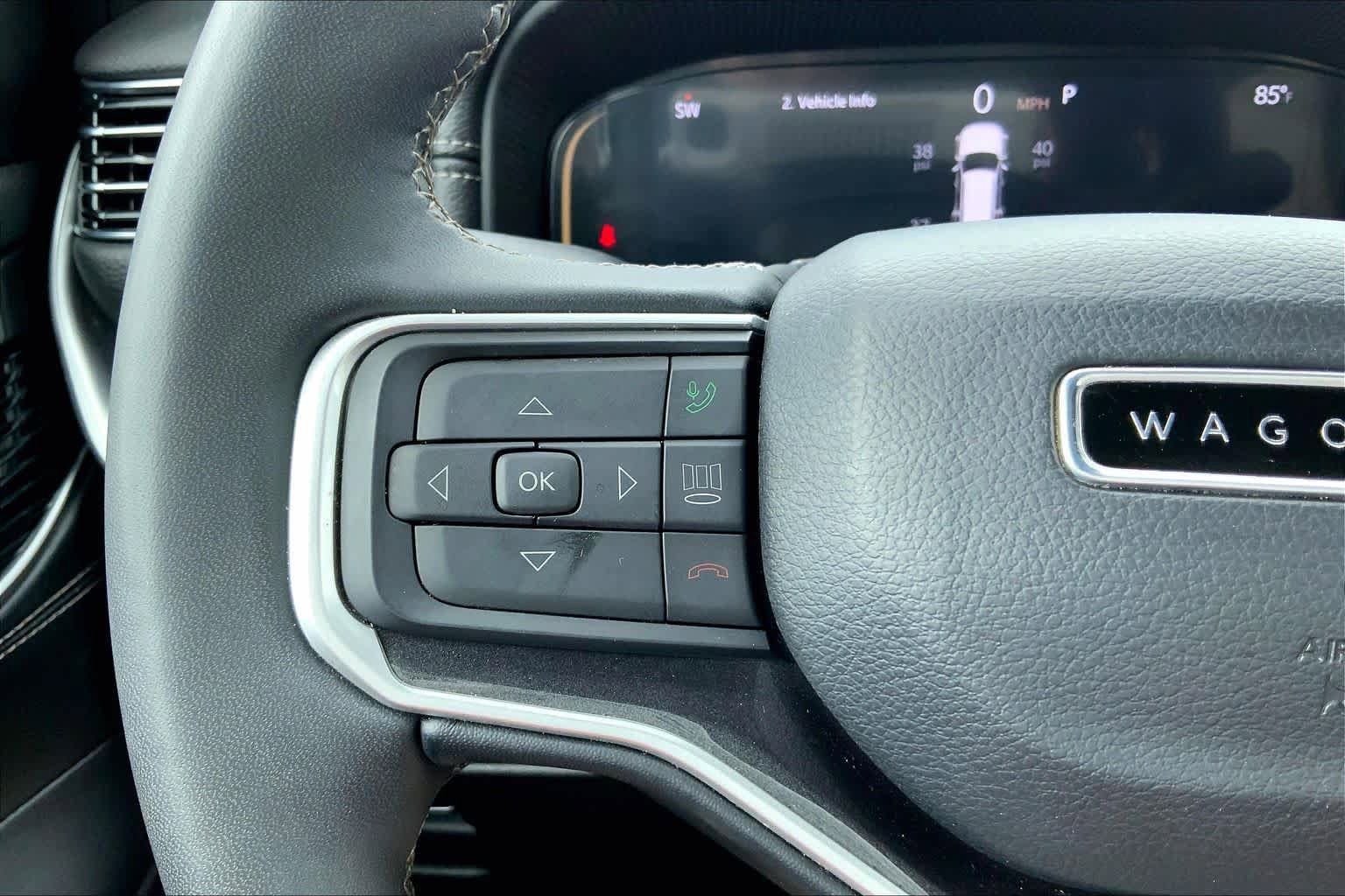 Used 2023 Jeep Wagoneer L 4WD w/ Convenience Group I image 23