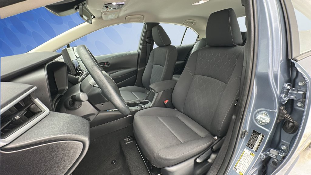 Used 2026 Toyota Corolla LE FWD image 14