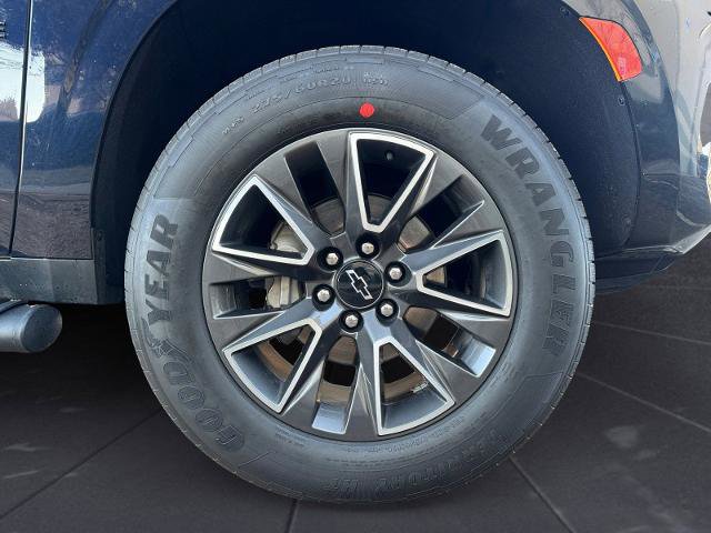 Used 2024 Chevrolet Tahoe Z71 w/ Luxury Package image 14