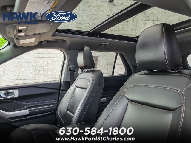 Certified 2023 Ford Explorer XLT w/ Equipment Group 202A AWD/4WD image 9