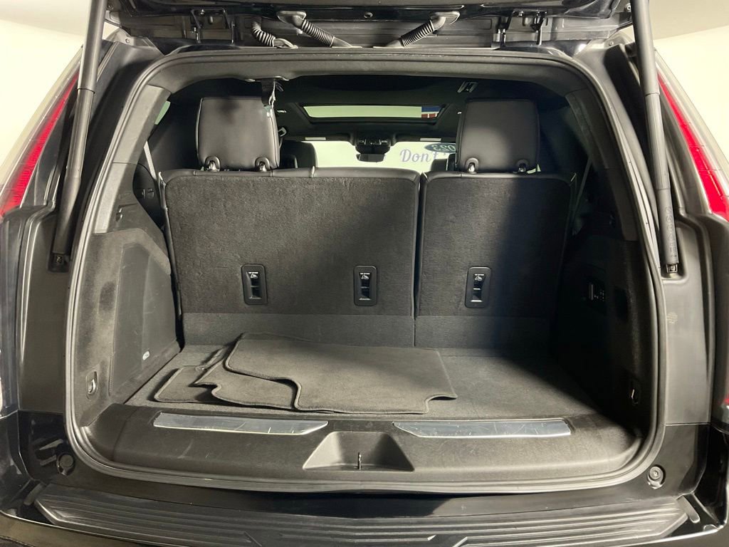 Used 2023 Cadillac Escalade Premium Luxury RWD image 11